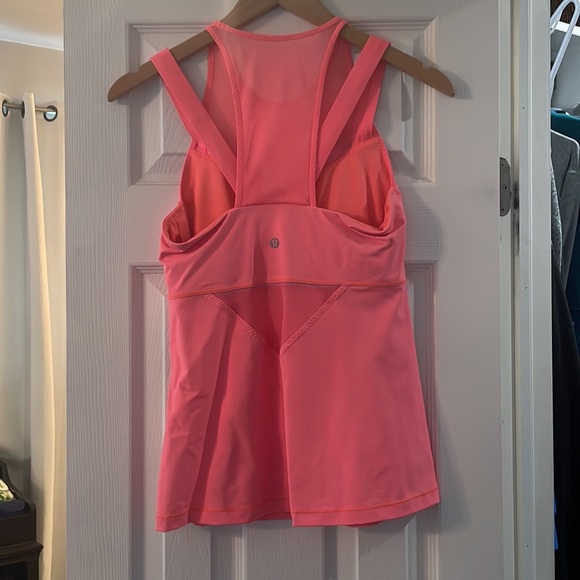 Lulu lemon mesh tank - Picture 3 of 3